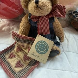 The Boyds Collection Bear w Denim Outfit
